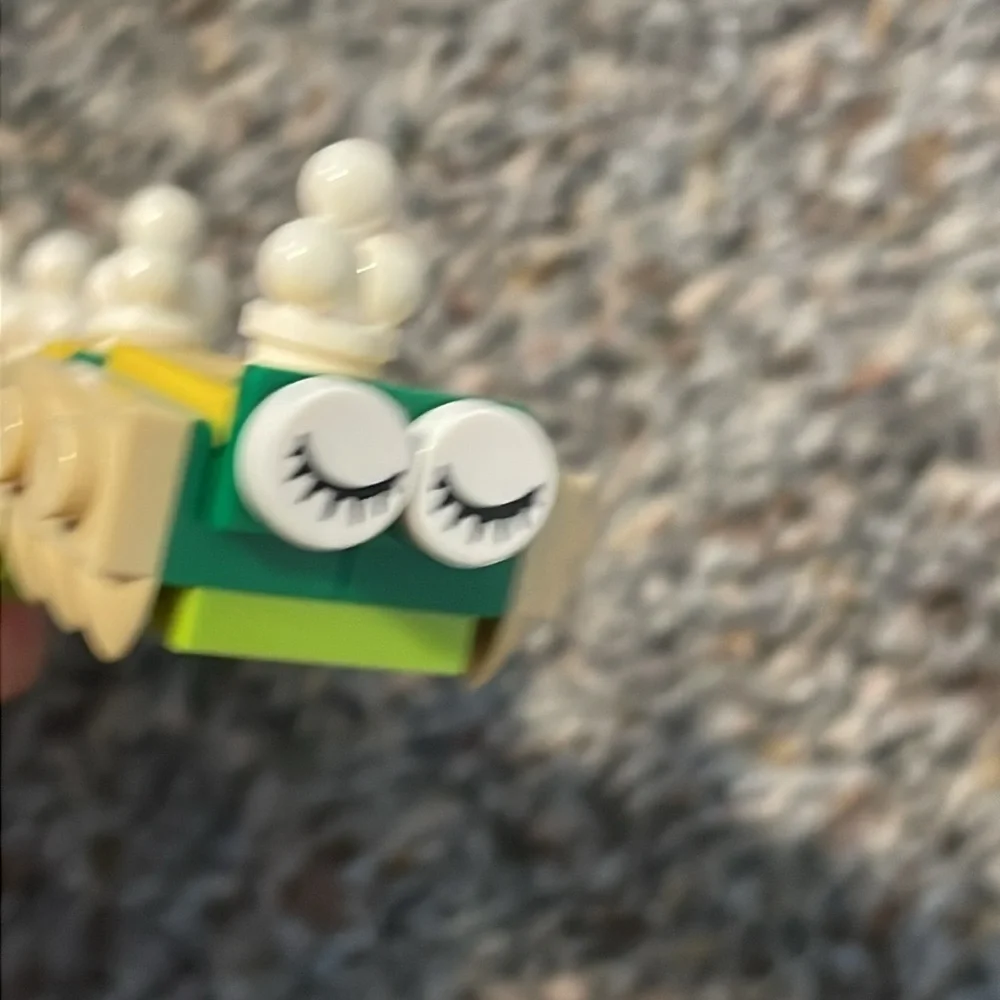 Lego caterpillar mini build